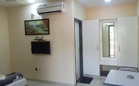 Giriraj Garden Resort
